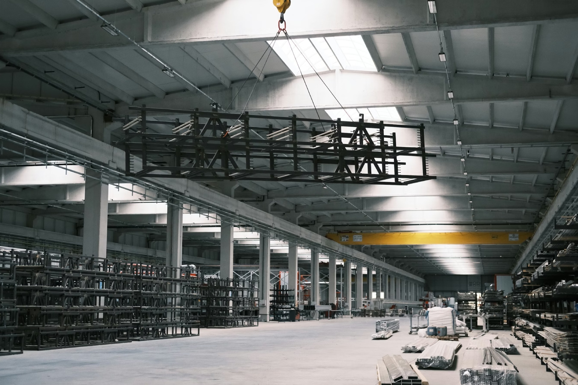 Industrial production hall